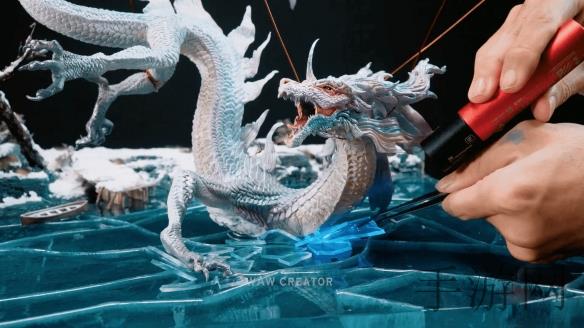 汤姆私人影院入口,私人影院惊现城市中心,科技与黑暗交织的恐怖体验-1