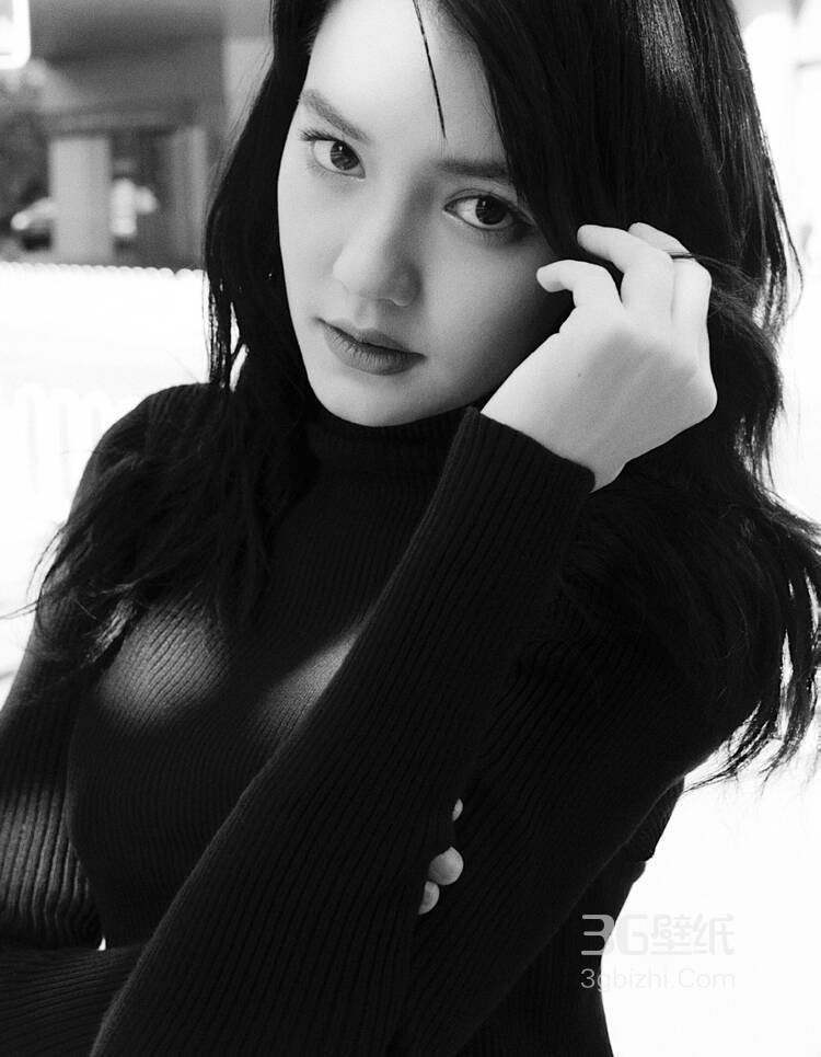 Julia ann疯狂主妇,从荧幕女神到家庭主妇：Julia Ann如何平衡职业与家庭的双重挑战-2