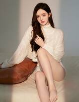 年轻漂亮岳每58,58岁女性的美丽转折 社会地位与心理挑战的深度剖析-4